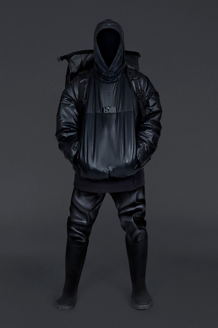 台幣不用花破萬！YEEZY GAP x 巴黎世家「三方聯名」正式發售