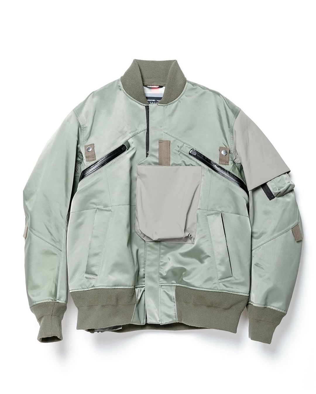 紅包留不住！ACRONYM x sacai 合作系列本周登場