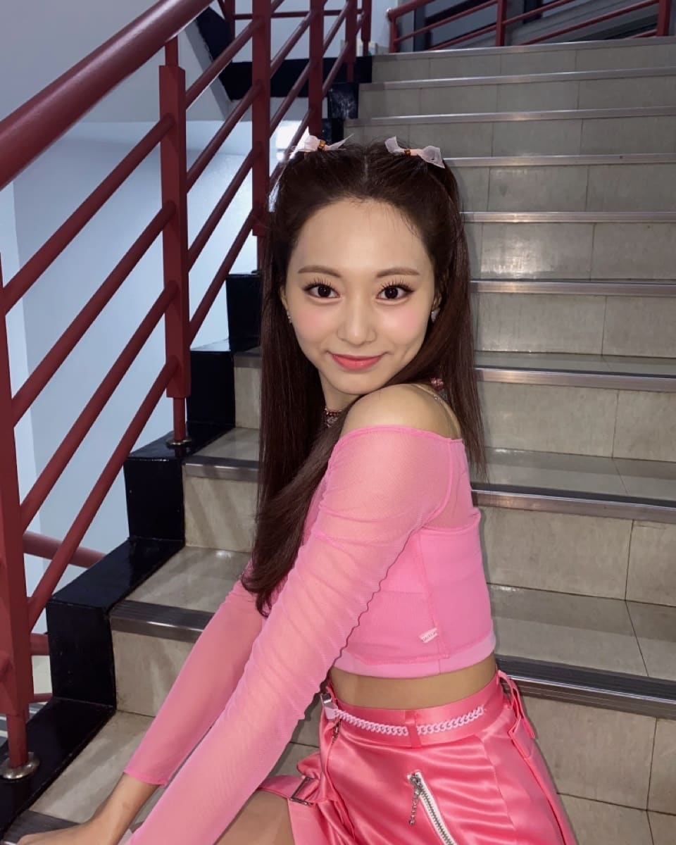 盤點 5 位「因美貌登上熱搜」的女愛豆！TWICE 子瑜、IVE 張員瑛皆榜上有名，快來看看哪位是你的理想型！