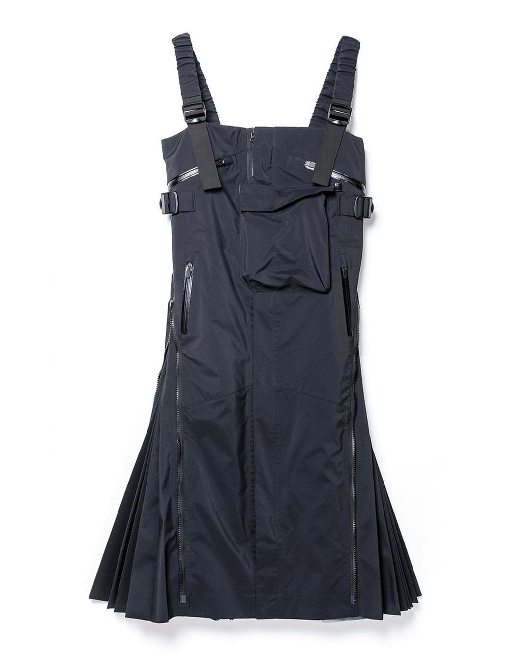 紅包留不住！ACRONYM x sacai 合作系列本周登場