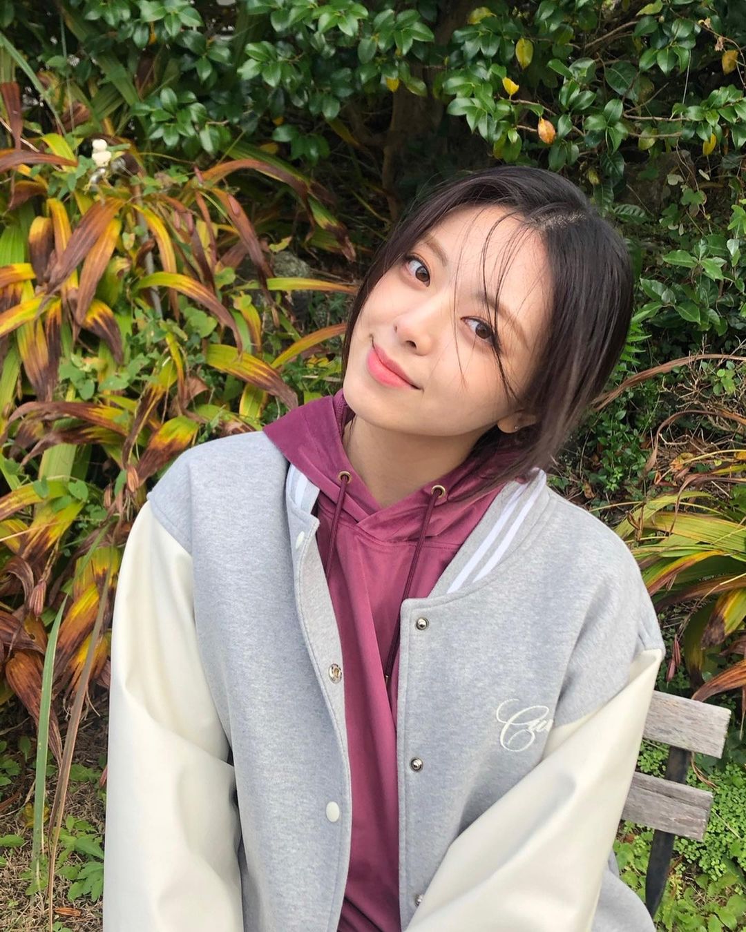 盤點 5 位「因美貌登上熱搜」的女愛豆！TWICE 子瑜、IVE 張員瑛皆榜上有名，快來看看哪位是你的理想型！