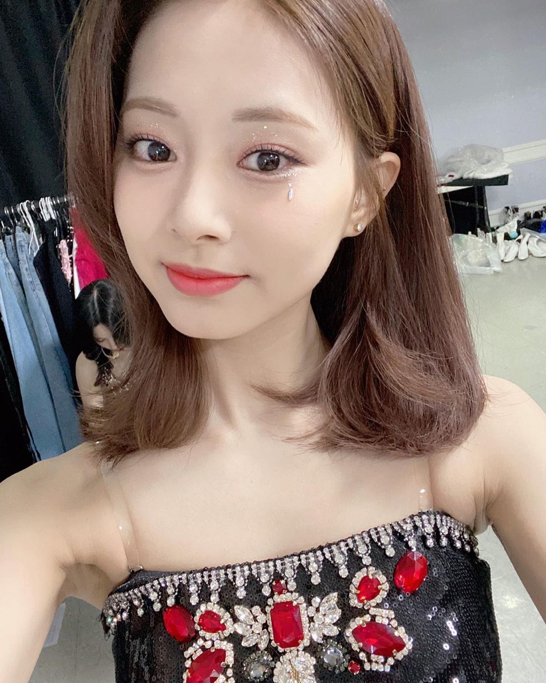 盤點 5 位「因美貌登上熱搜」的女愛豆！TWICE 子瑜、IVE 張員瑛皆榜上有名，快來看看哪位是你的理想型！