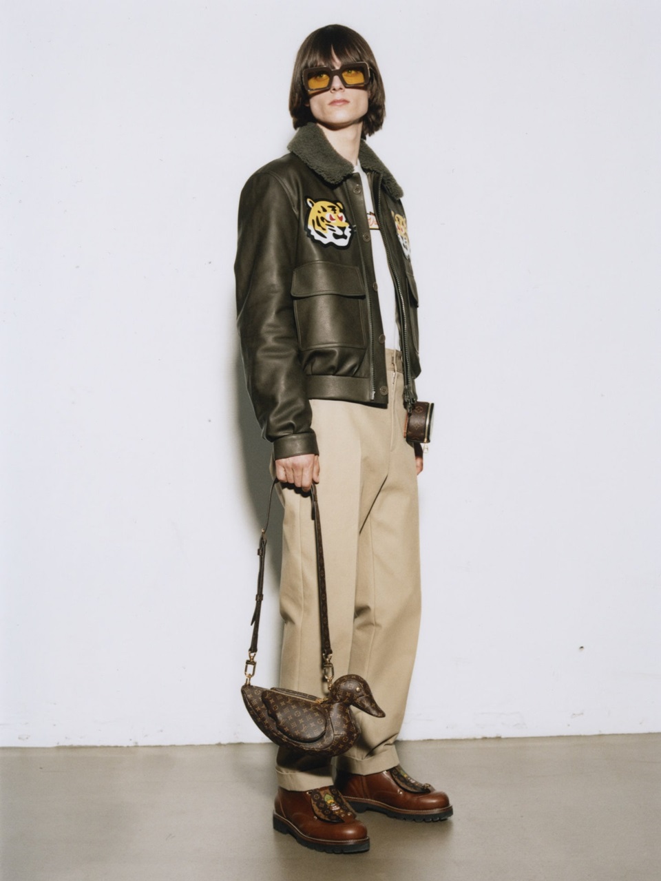 NIGO 入主 KENZO 藝術總監首秀 ，竟偷偷致敬木村拓哉《HERO》經典 BAPE 羽絨外套？