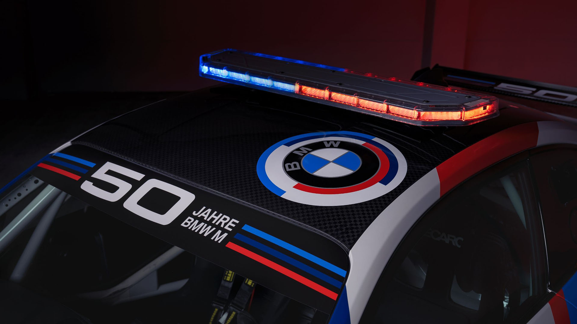 賽車當安全車？BMW 推派 M2 CS Racing 為 MotoGP 賽道護衛隊！