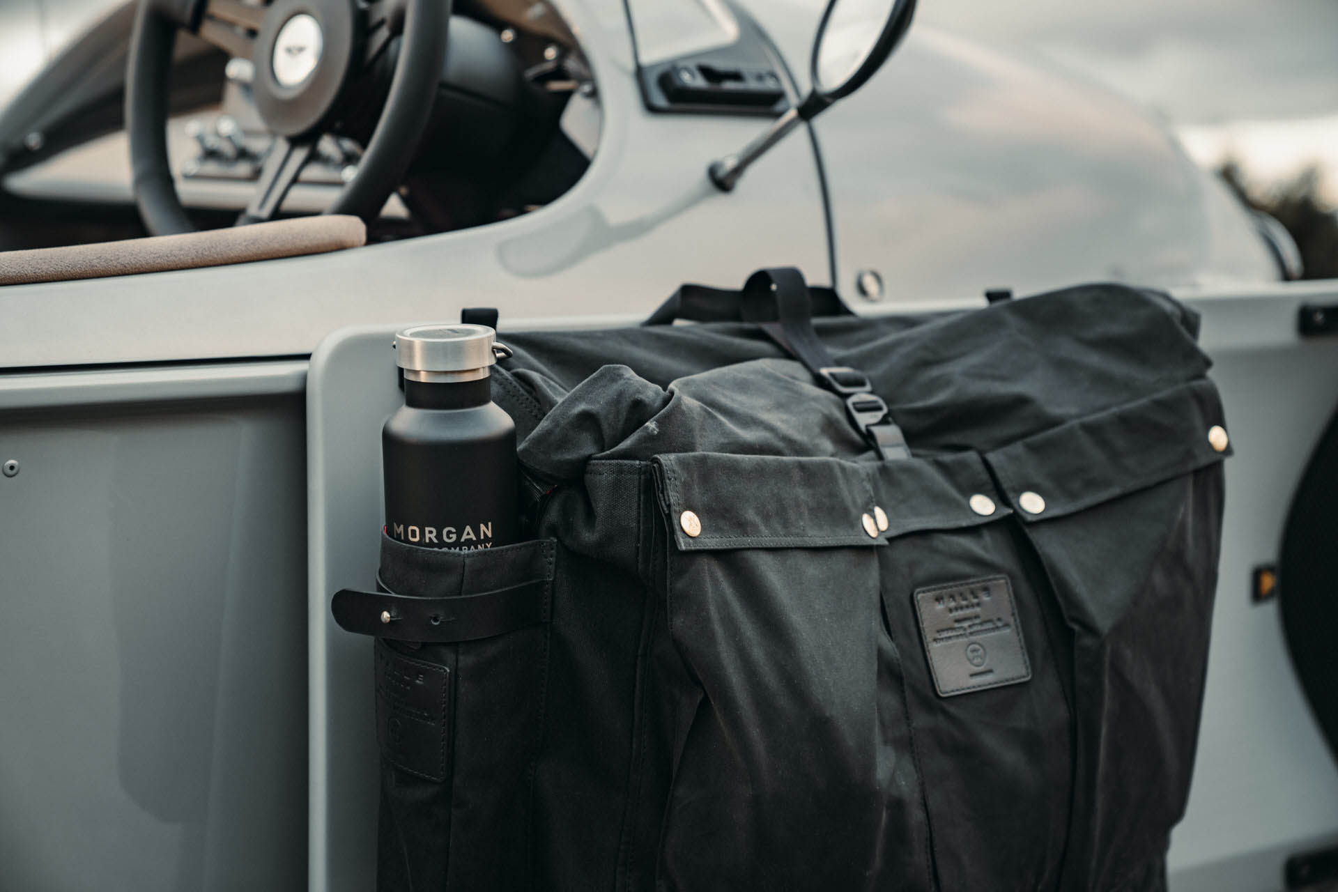 浪漫與生俱來，Morgan Super 3 三輪車跑不快、但超帥！