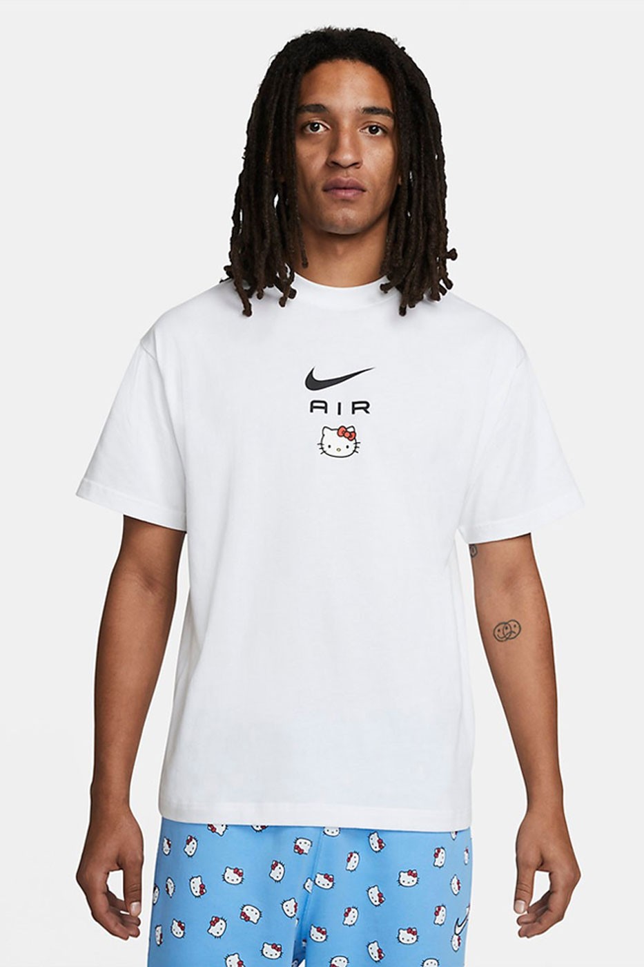 這隻無嘴貓比老虎更吸金! Hello Kitty x Nike 聯乘單品曝光!