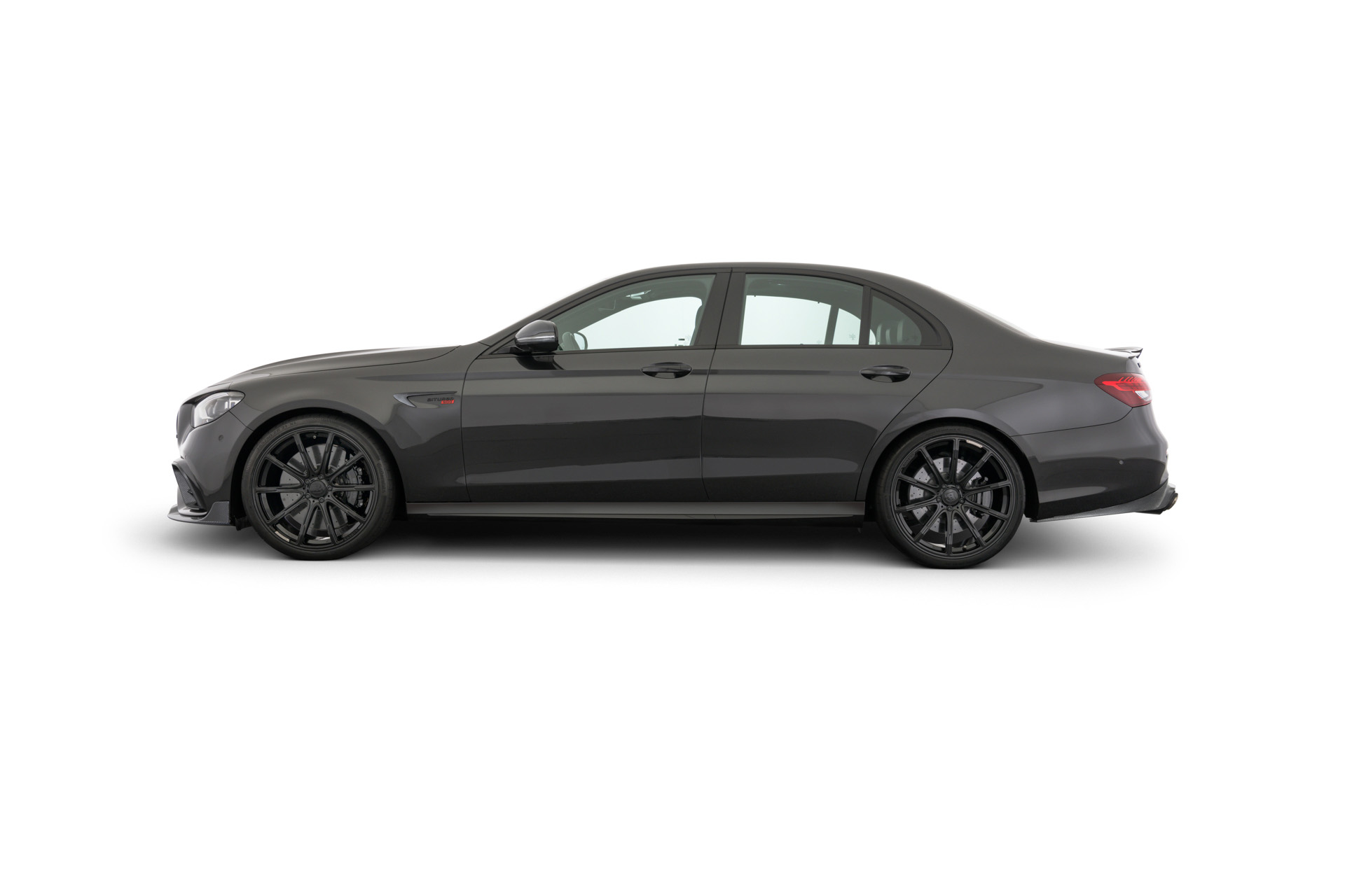 Brabus 又出新品，大改 Mercedes-AMG E 63 S 4MATIC+、零百加速只要「 2.8 秒」！