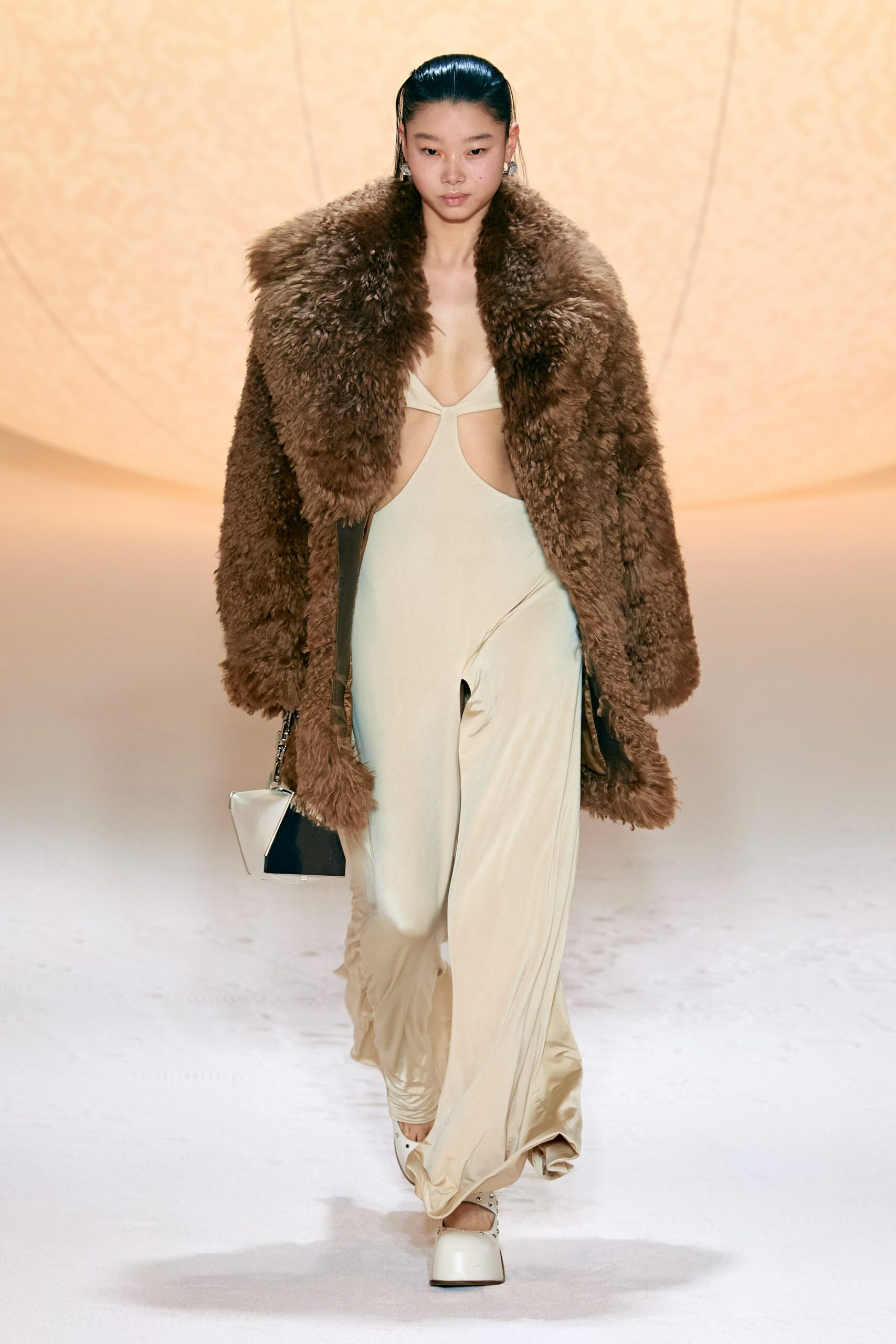 您的 Nike 聯名已到貨！AMBUSH 2022 秋冬服裝氣勢也很來勁！