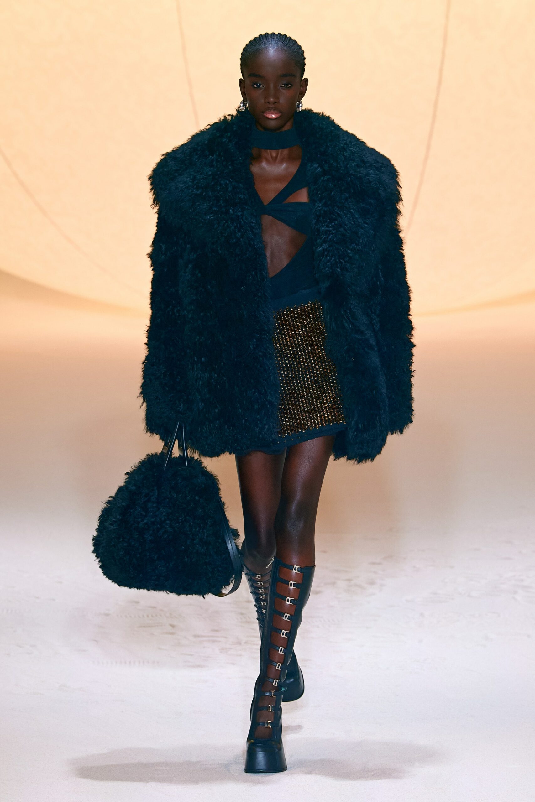 您的 Nike 聯名已到貨！AMBUSH 2022 秋冬服裝氣勢也很來勁！