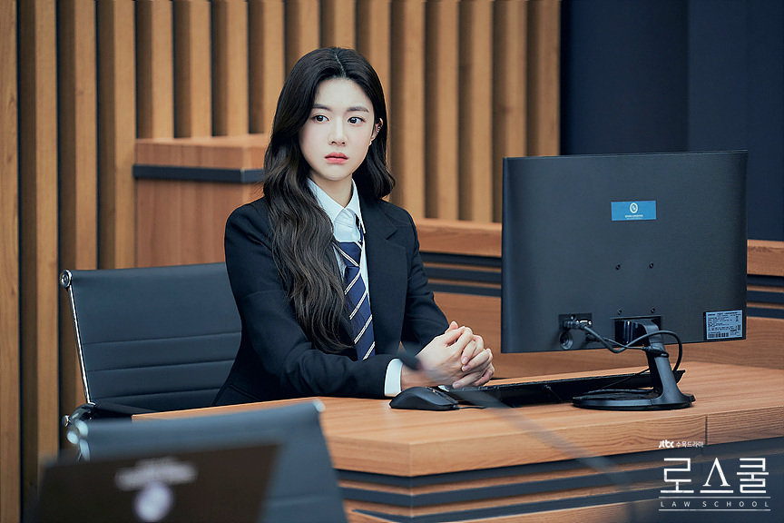 2022 網路討論度必看「法政題材韓劇」TOP 5！《少年法庭》《Law School》是真的，暗黑英雄、緊張、懸疑一次滿足！
