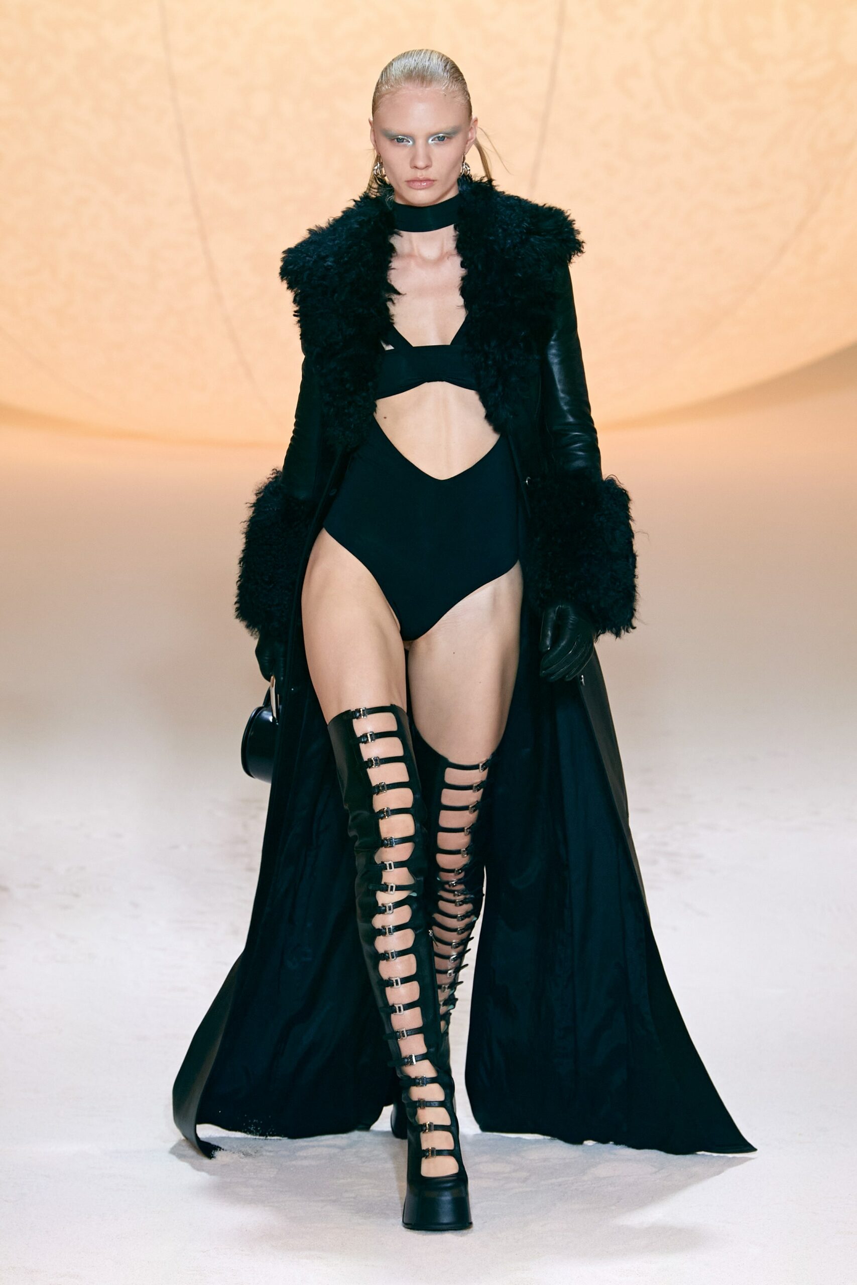 您的 Nike 聯名已到貨！AMBUSH 2022 秋冬服裝氣勢也很來勁！