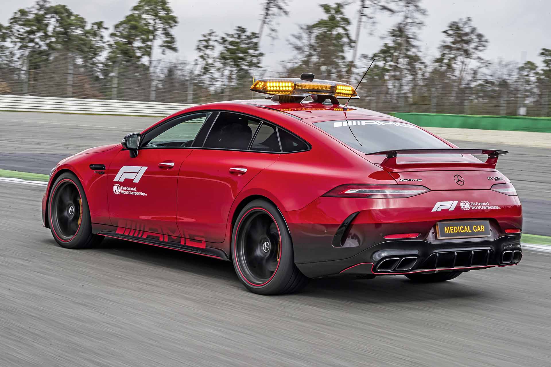 Mercedes-AMG F1 Safety Car / Medical Car-2