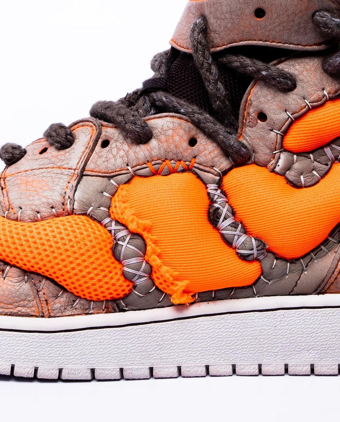 入手難度地獄級別？Dino 系列 Air Jordan 1 融入 YEEZY 設計你能接受嗎？