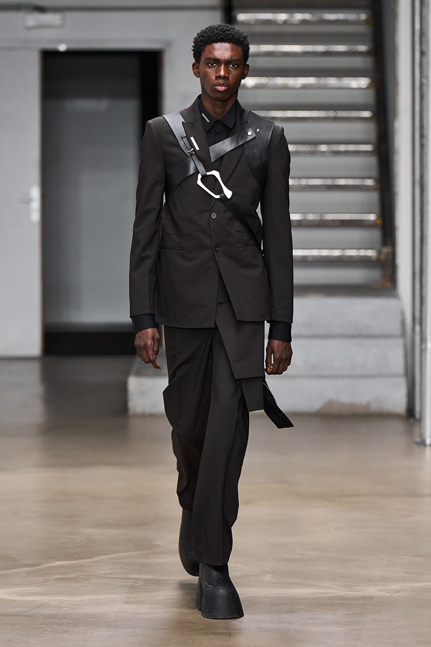 SCRY x  HELIOT EMIL 2022 秋冬鞋款正式發佈！創意總監 Julius Juul：「你們要親眼看見，才會知道 SCRY 有多驚人」