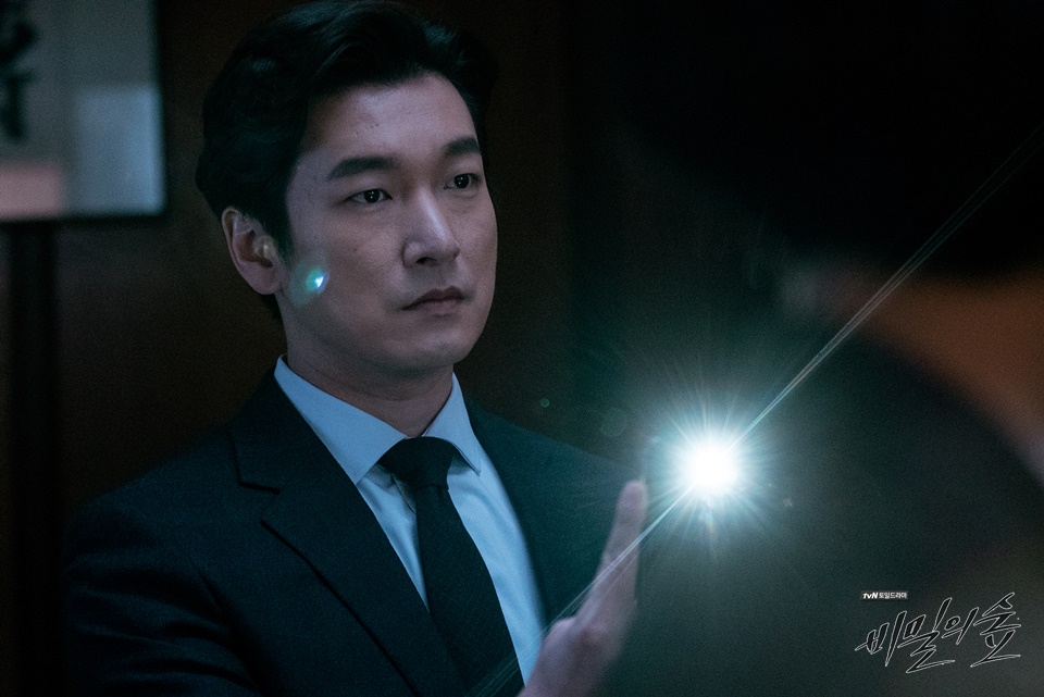 2022 網路討論度必看「法政題材韓劇」TOP 5！《少年法庭》《Law School》是真的，暗黑英雄、緊張、懸疑一次滿足！