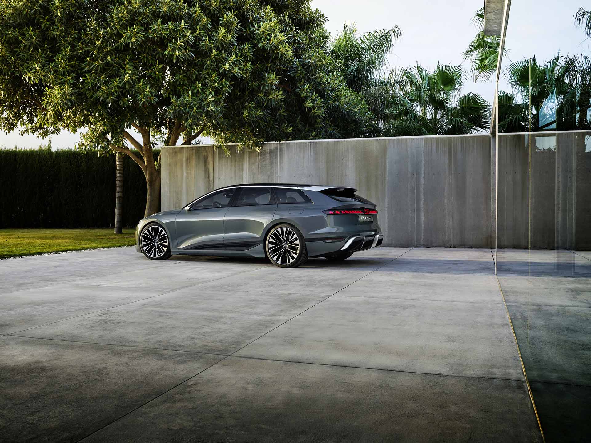 Audi A6 Avant e-tron concept-3