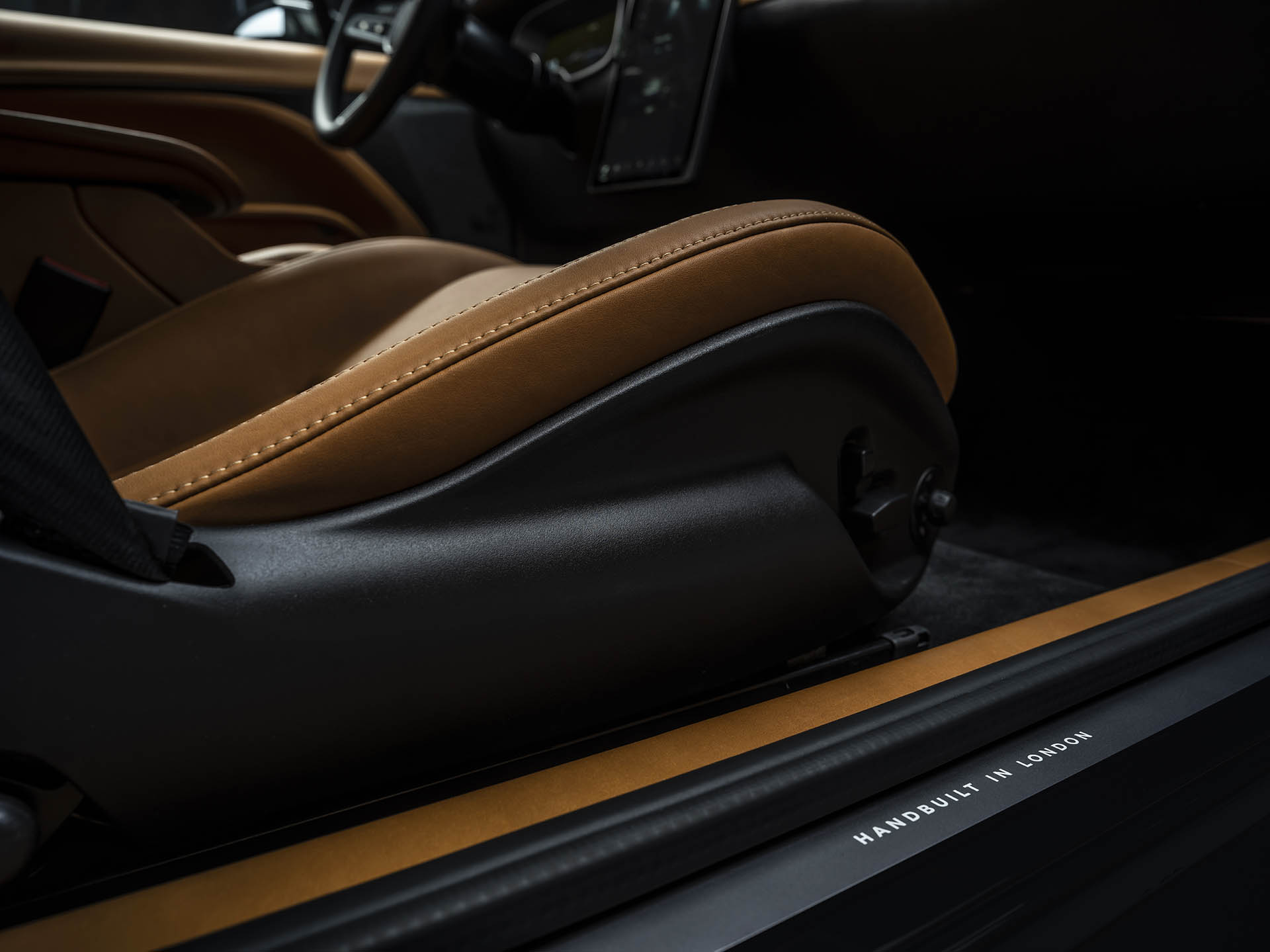 帶電重生！Charge 打造純電 Ford Mustang 經典野馬、全球限量 499 台！