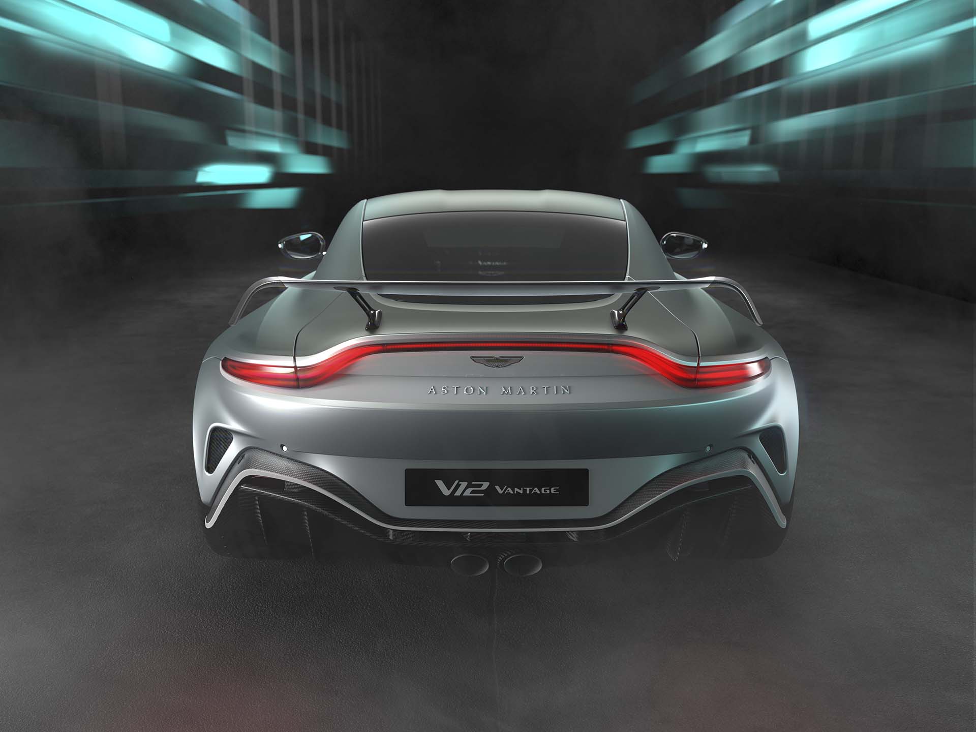 Aston Martin V12 Vantage-1