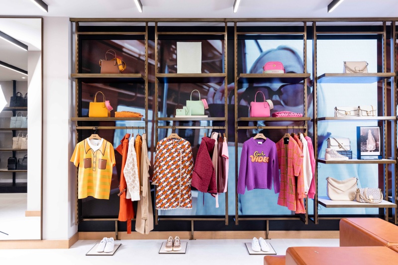 品牌之友曾之喬、鳳小岳助陣！COACH 新光三越台中店盛大重新開幕， 2D 錯視包超萌開賣！