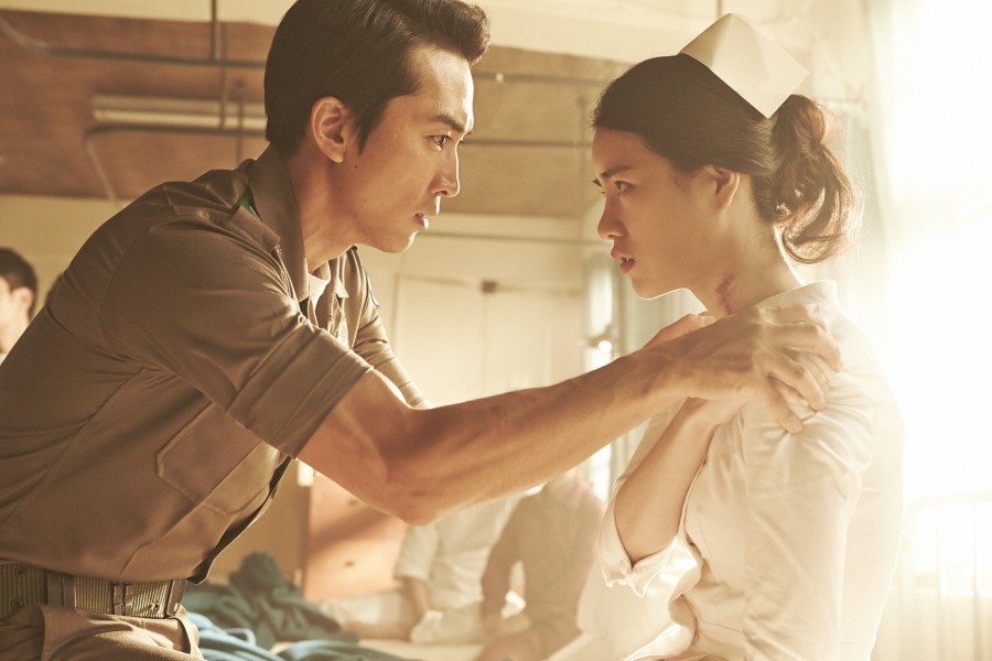 一脫成名！盤點 5 位曾出演「成人系電影」韓國女星，金高銀、金泰梨...都是影后級人物！