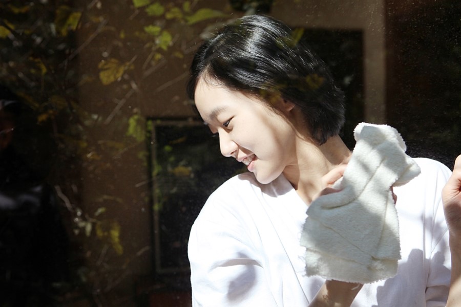 一脫成名！盤點 5 位曾出演「成人系電影」韓國女星，金高銀、金泰梨...都是影后級人物！