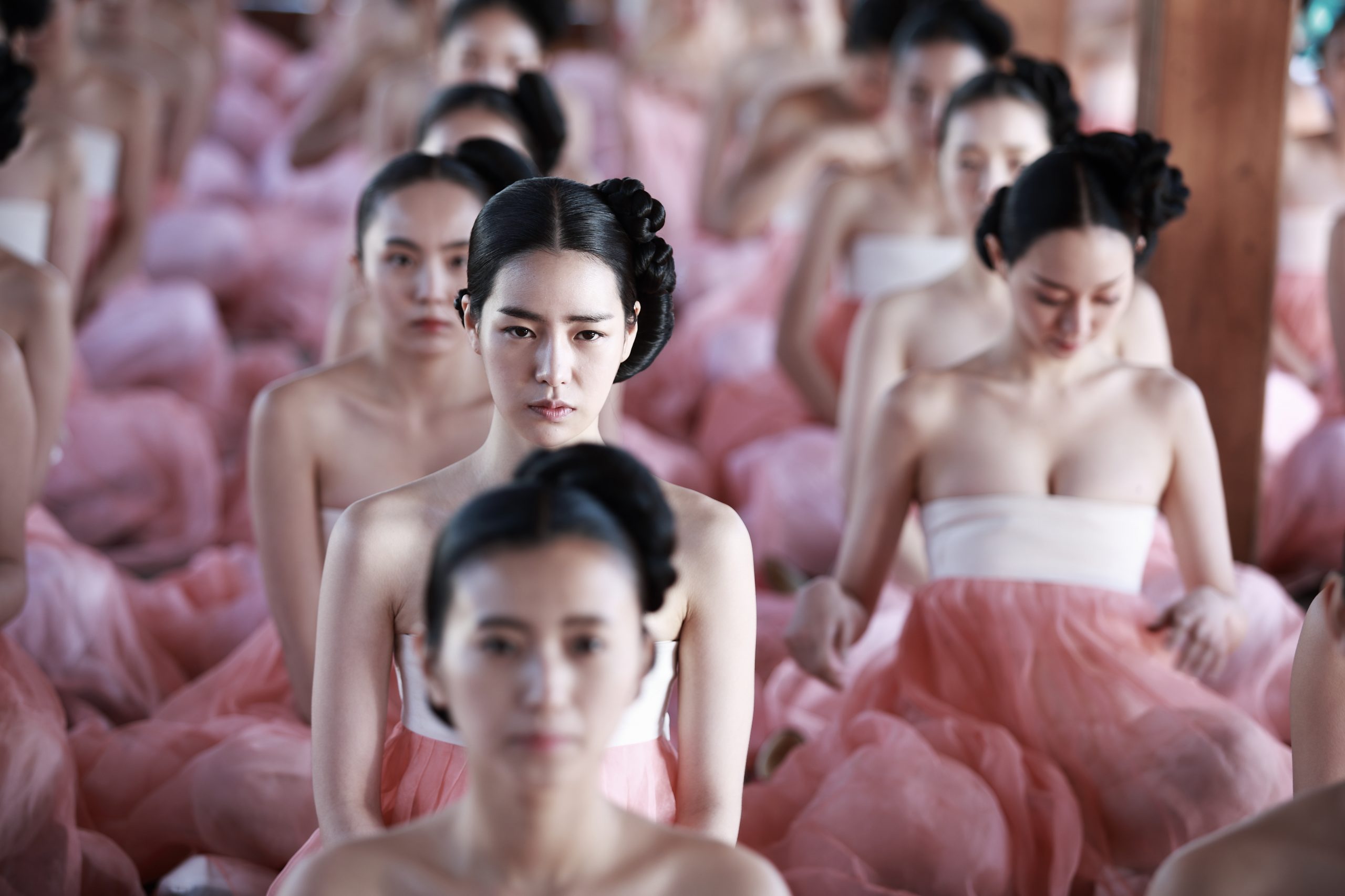 一脫成名！盤點 5 位曾出演「成人系電影」韓國女星，金高銀、金泰梨...都是影后級人物！