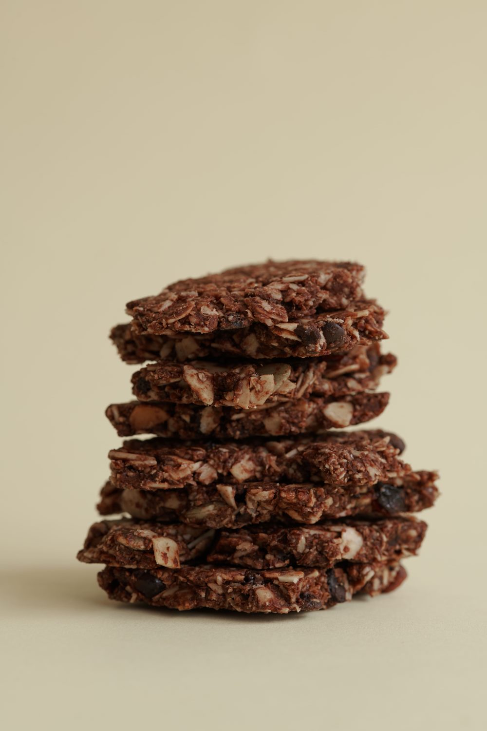 口口都吃得到草莓！niko bakery 日香高級吐司推出雙色草莓美肌生吐司，蹦出夢幻般的味覺享受！