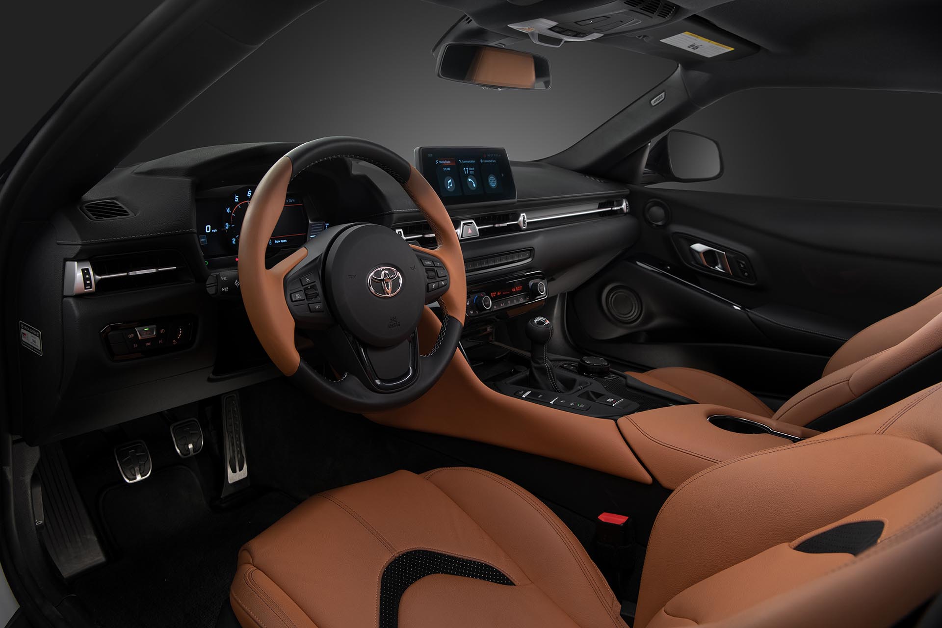 Toyota 為 GR Supra 牛魔王推出更新版本，手擼才是真跑車啊！
