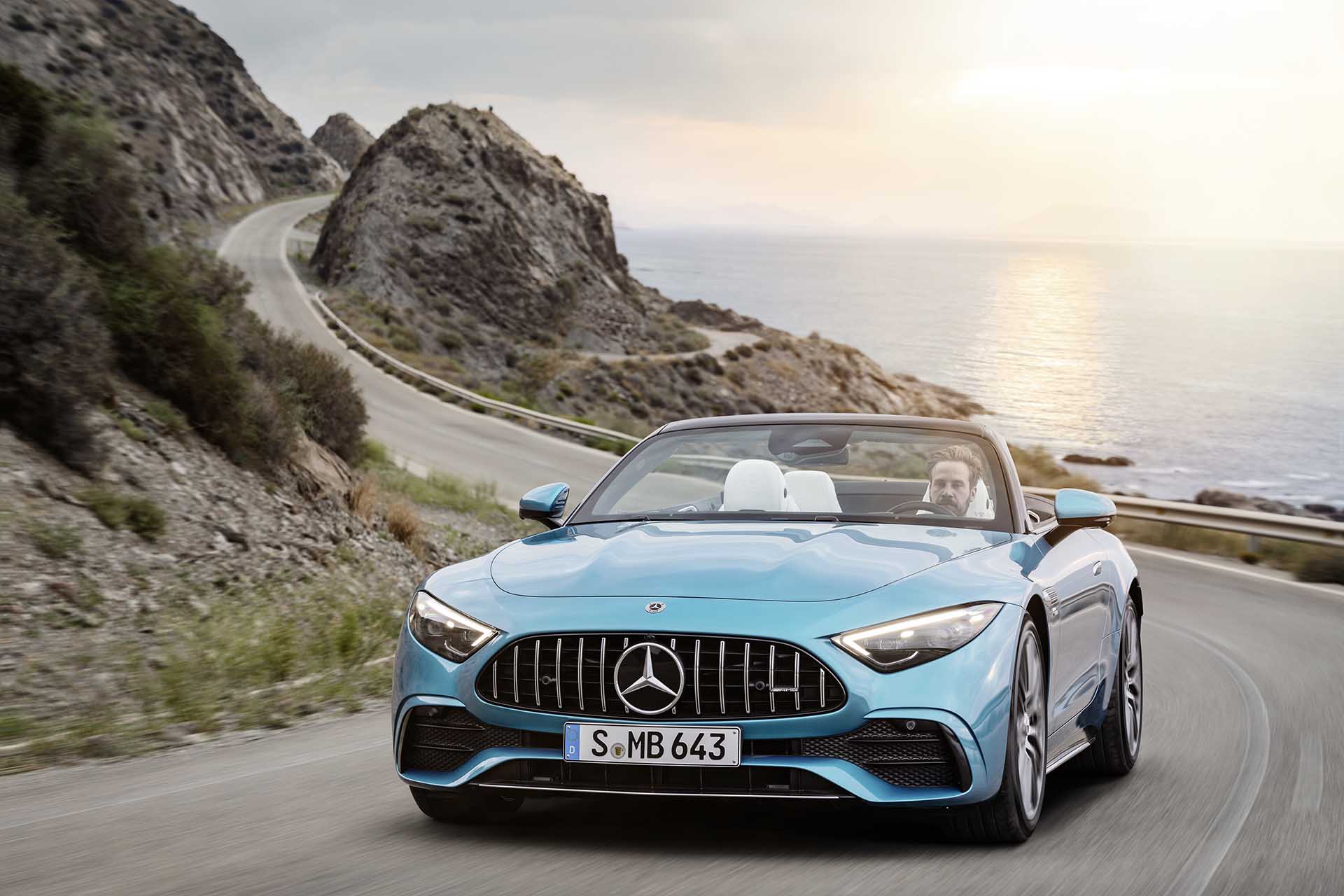 正宗「運動輕量」跑車！Mercedes-AMG 追加 SL 43 入門車型