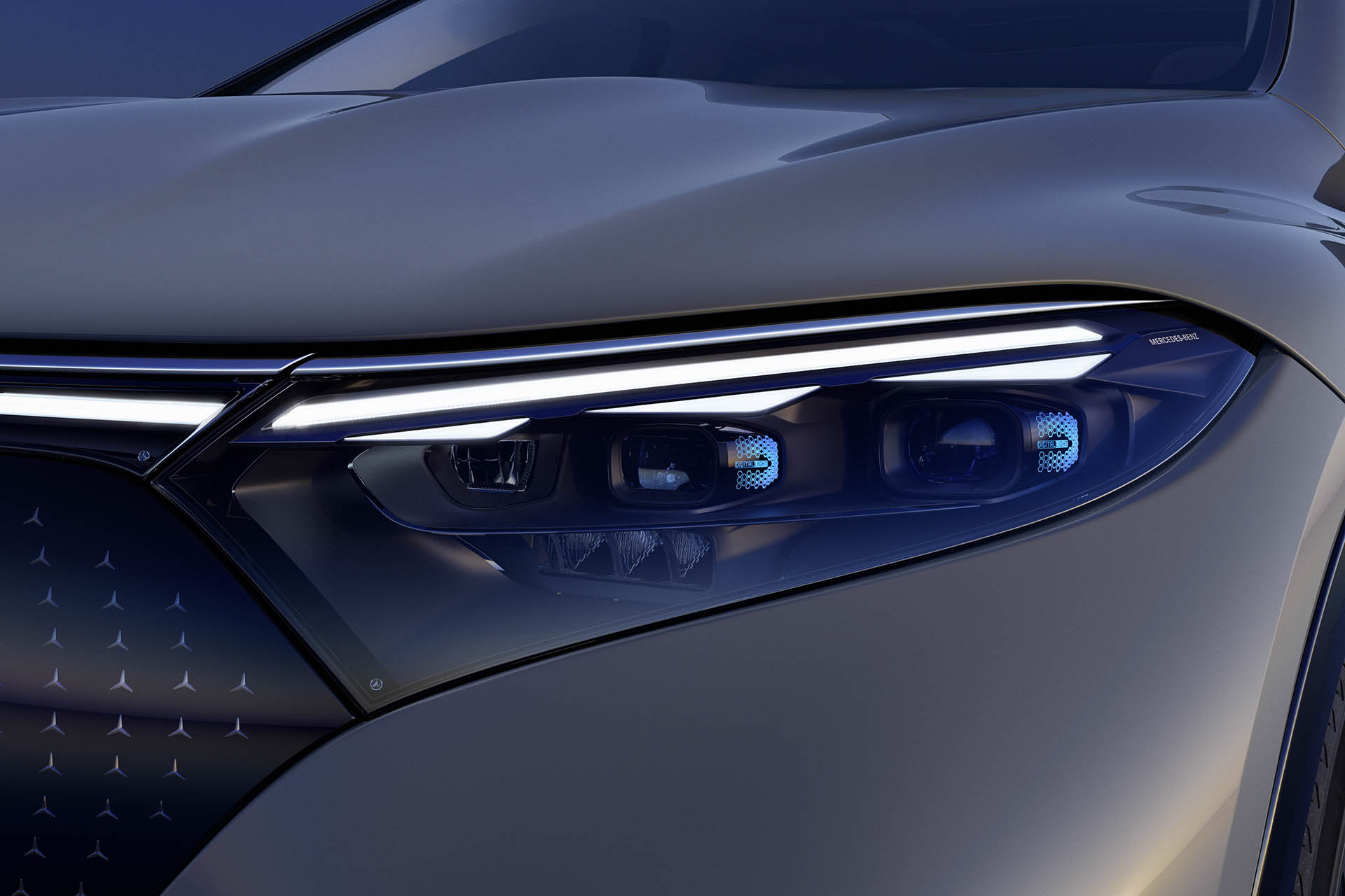 Mercedes-EQ EQS SUV-1