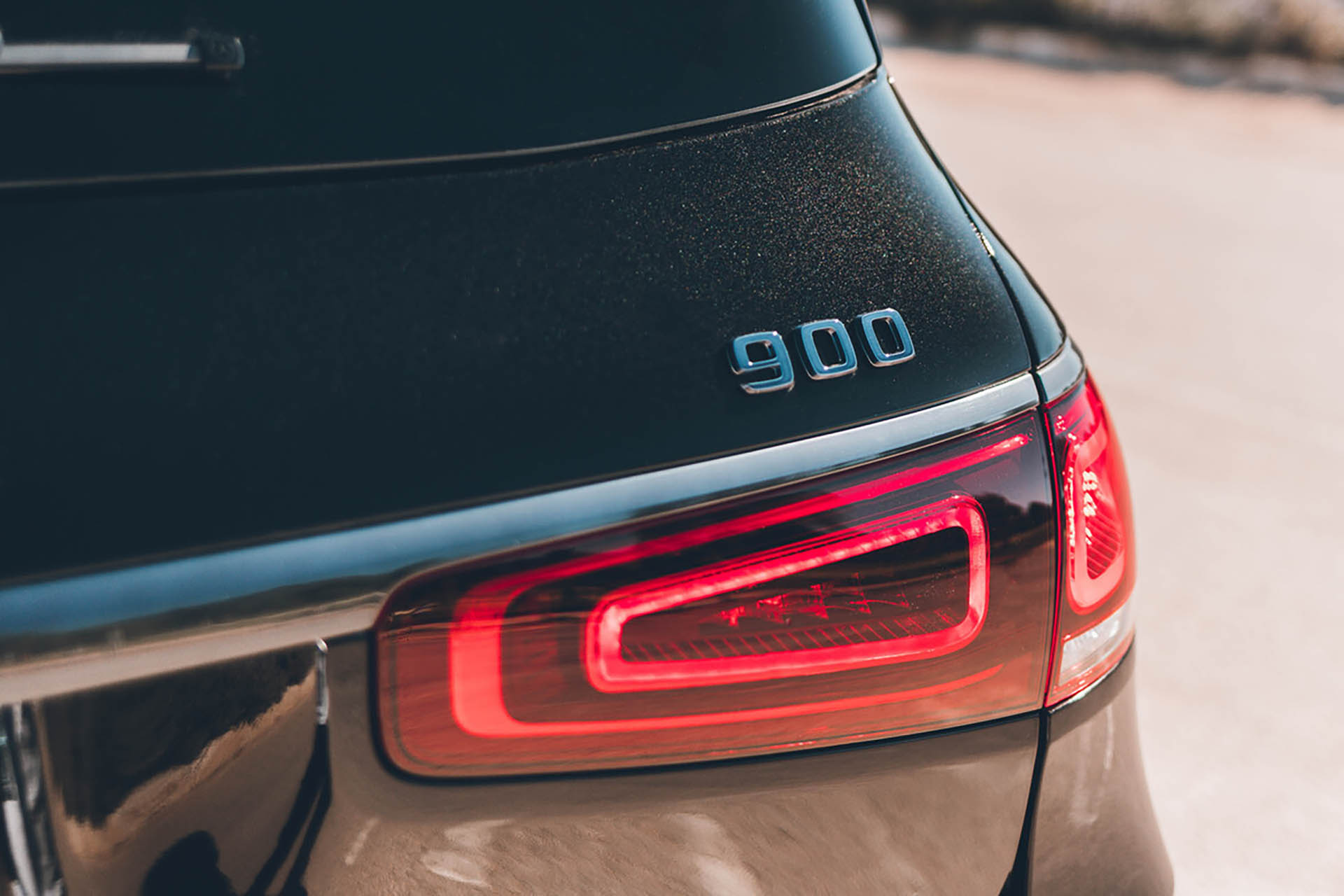 超奢華巨獸，Brabus「再改」邁巴赫 GLS 600、900 PS 達陣！