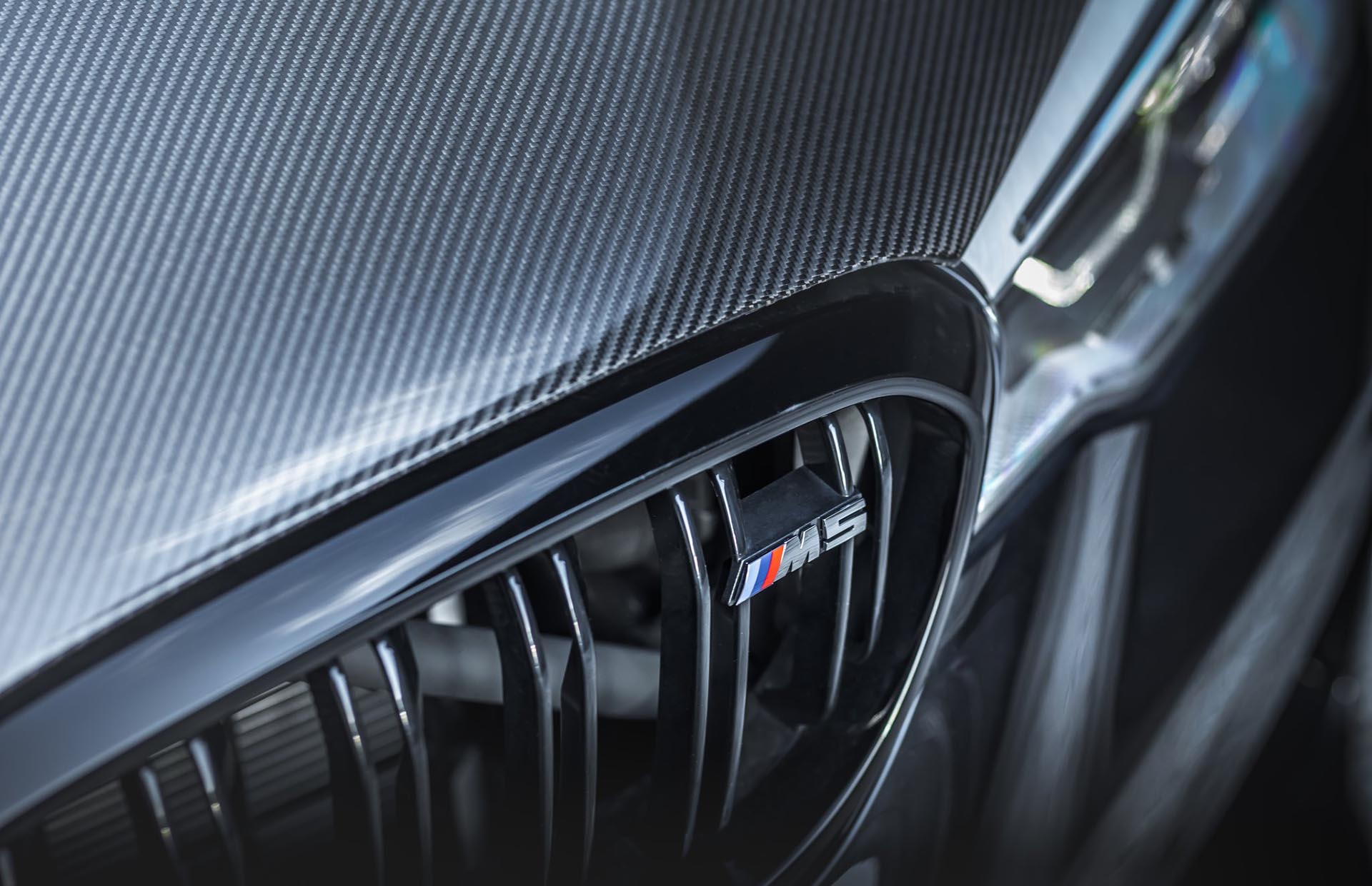 誰說一定要黑金？Manhart MH5 800 BLACK EDITION 素黑式樣低調的很！