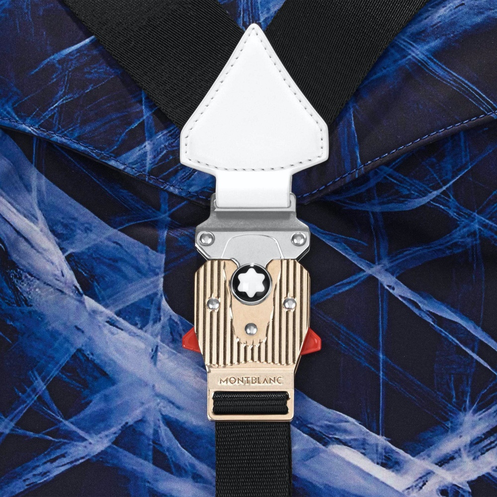 白朗峰絕美冰川注入！萬寶龍推出大師傑作精選系列 G lacier 皮件，展現冒險家無畏精神！