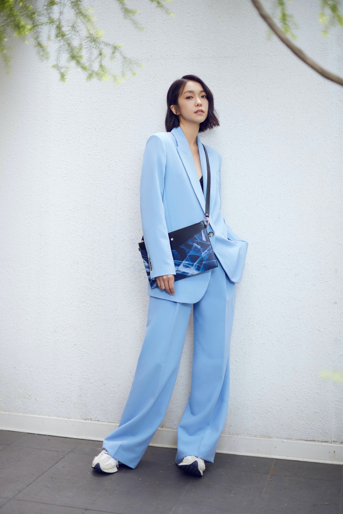 白朗峰絕美冰川注入！萬寶龍推出大師傑作精選系列 G lacier 皮件，展現冒險家無畏精神！