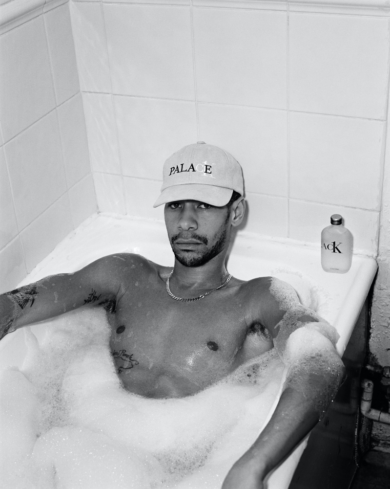 內衣 Jennie 會上身嗎？ Palace Skateboards x Calvin Klein 聯乘系列登場，綠惡魔搶先著用！