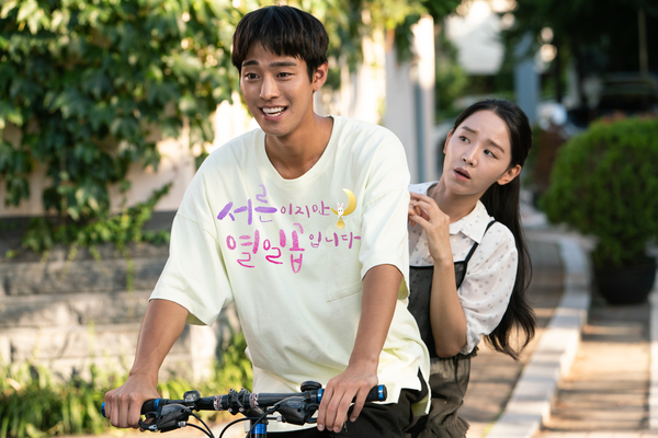 換一部題材宛如換一個人！盤點 ６ 位韓國「劇抛臉」演員！安孝燮、金泰梨、李瑜美...不僅演技實力超堅強，角色塑造能力更是一流！