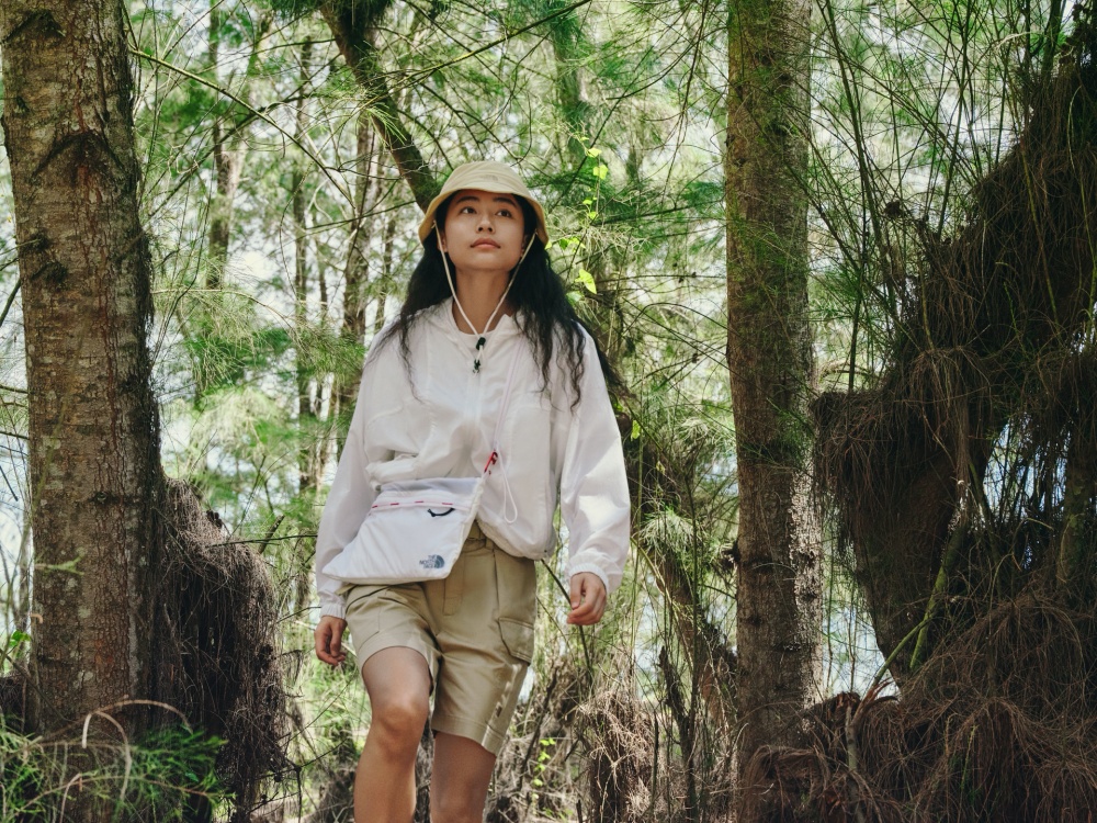 給你潔白亮麗的夏日！ The North Face 發佈 2022 夏季戶外探索系列， Flypack Lace 鞋款舒適登場！
