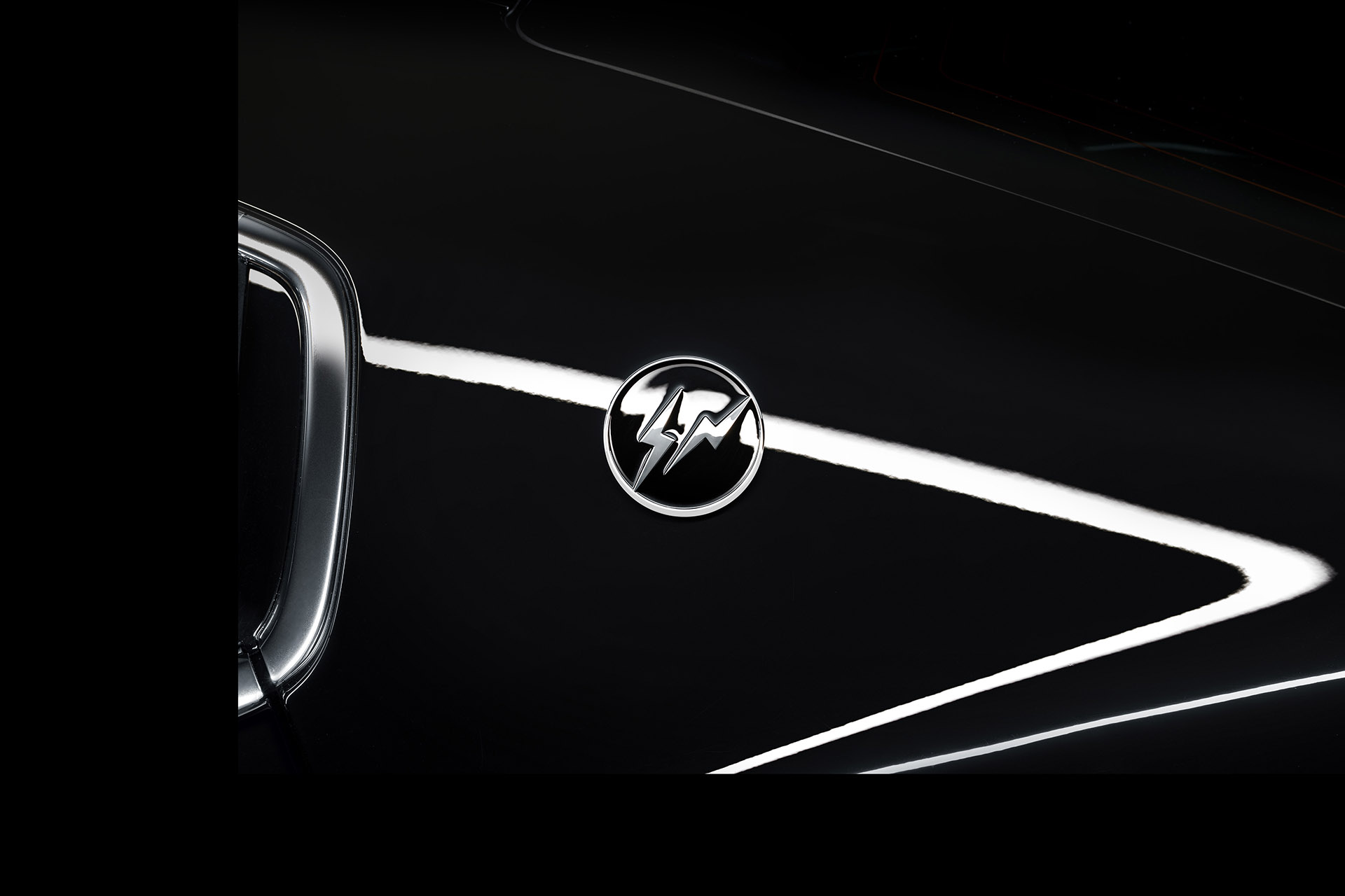 還在這幹嘛？Maserati x 藤原浩 快閃店只在遠百信義 A13！