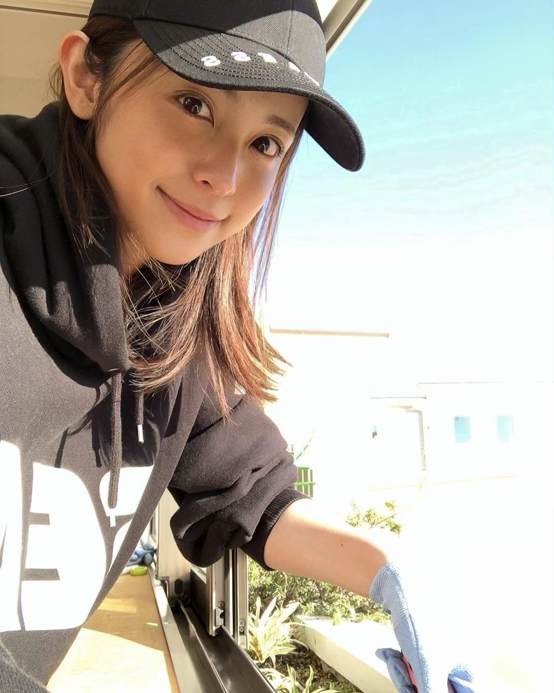 人生勝利組！渡邊雄太宣布和甜美系正妹主播結婚，鄉民崩潰：「她是電視台顏質擔當！」