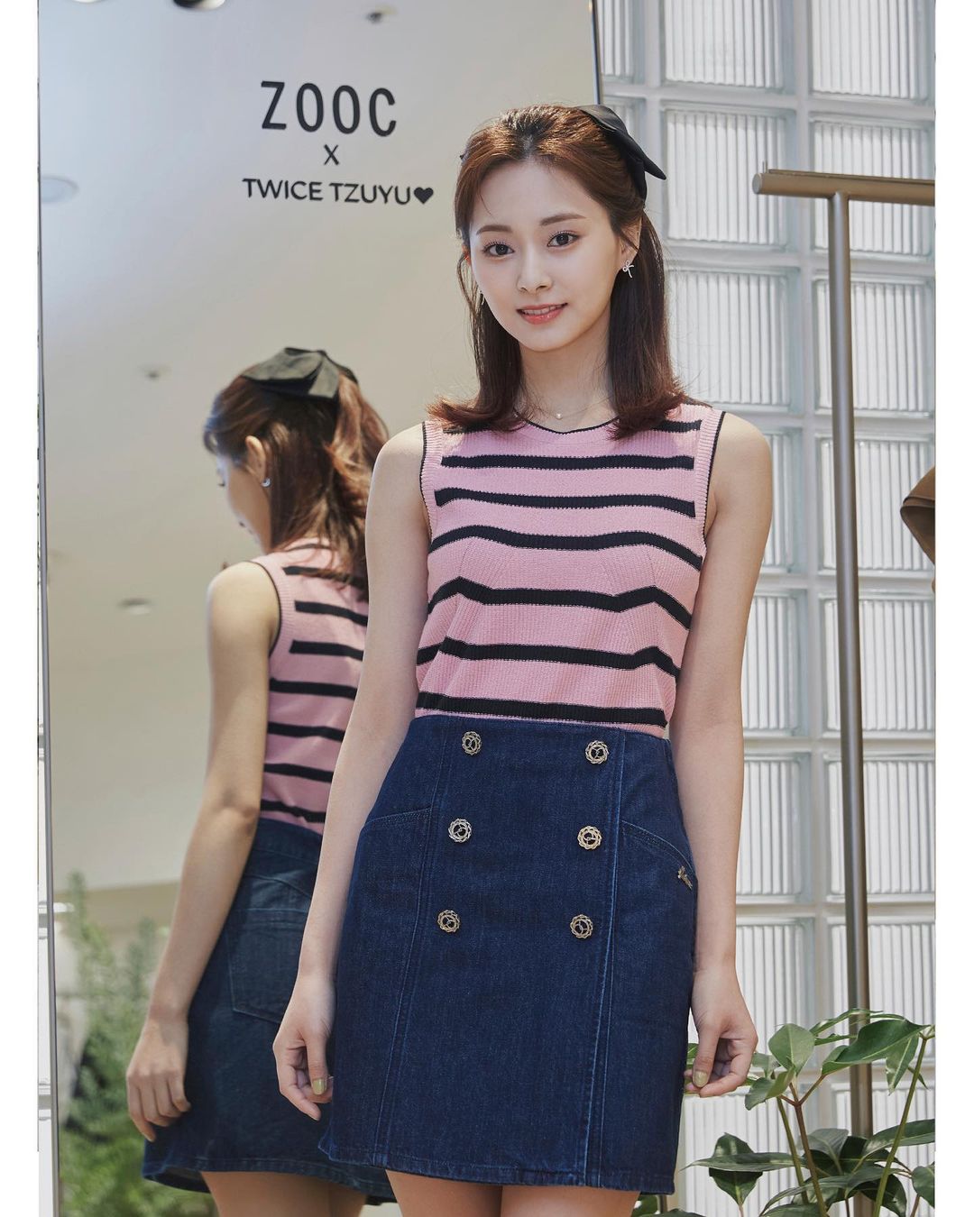 TWICE 子瑜畢業照再爆紅！電眼甜笑超清純　網友暴動喊「校花」