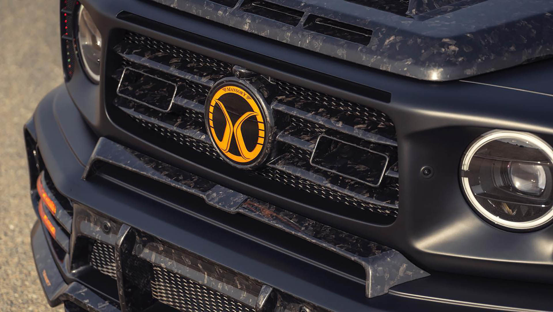 中東限定 10 席專屬，Mansory 推出 Gronos Evo S P900 改裝新作