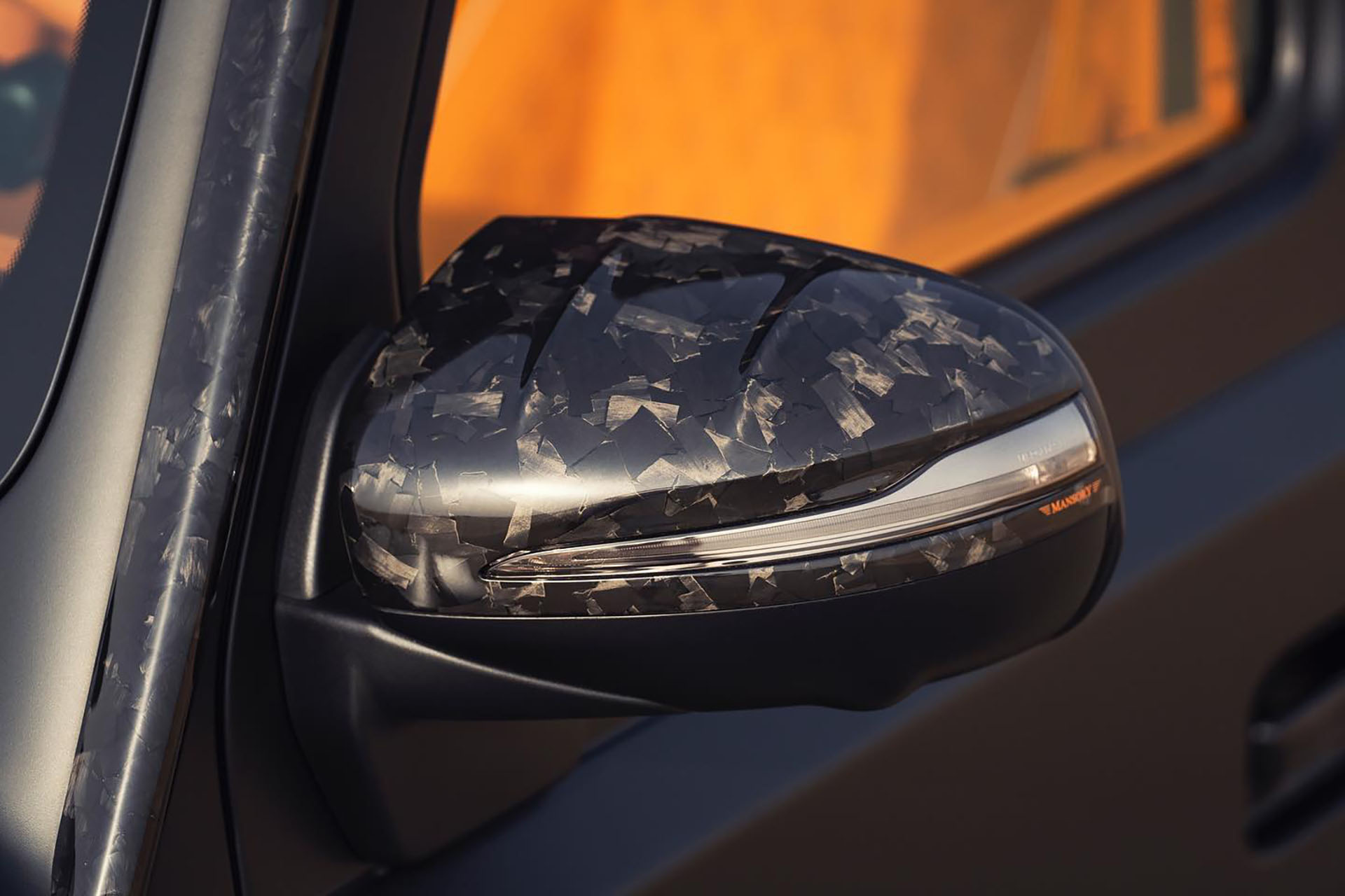 中東限定 10 席專屬，Mansory 推出 Gronos Evo S P900 改裝新作