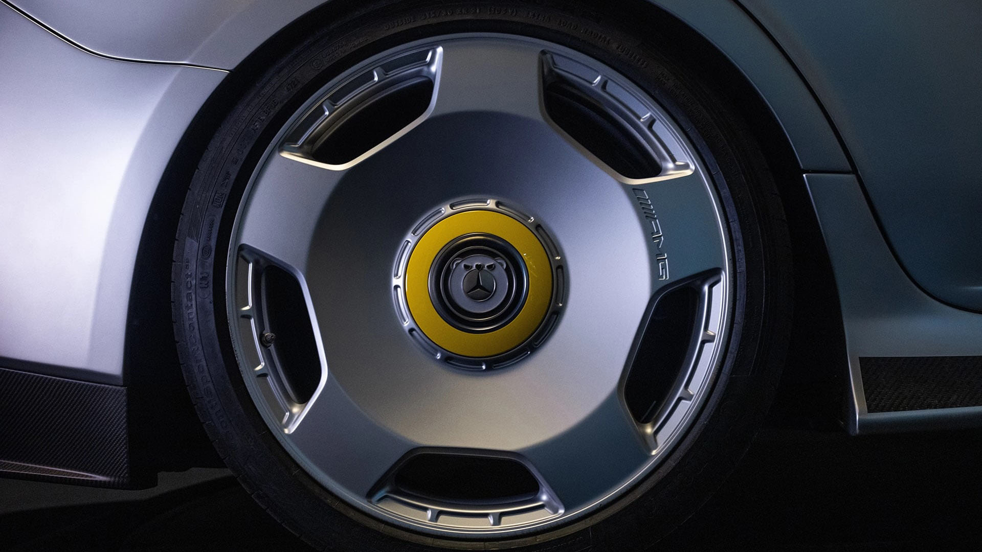 Mercedes-AMG × will.i.am “The Flip”-1