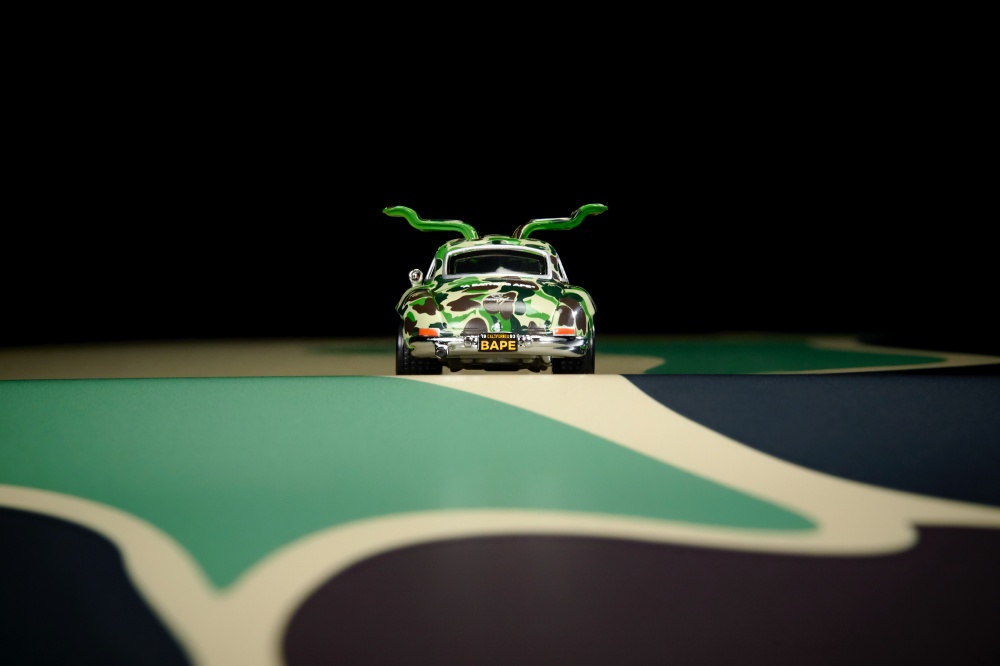 台灣販售預告｜收不起 BENZ 經典鷗翼 300SL ？那 BAPE® x HOT WHEELS 聯乘系列可以讓你圓夢！