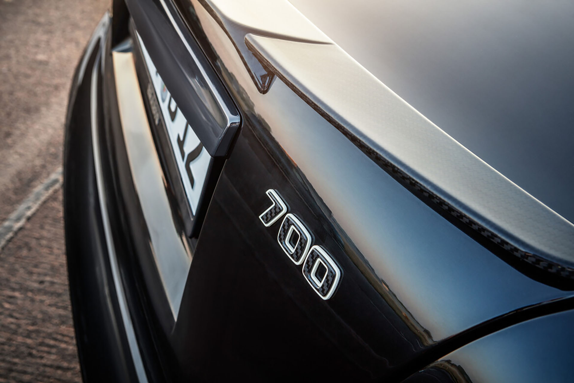 不變的低調改！Brabus 新系列登場，讓 Rolls-Royce Ghost 坐擁超強動力