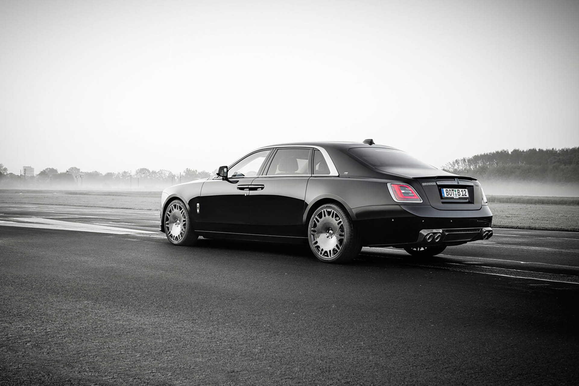 不變的低調改！Brabus 新系列登場，讓 Rolls-Royce Ghost 坐擁超強動力