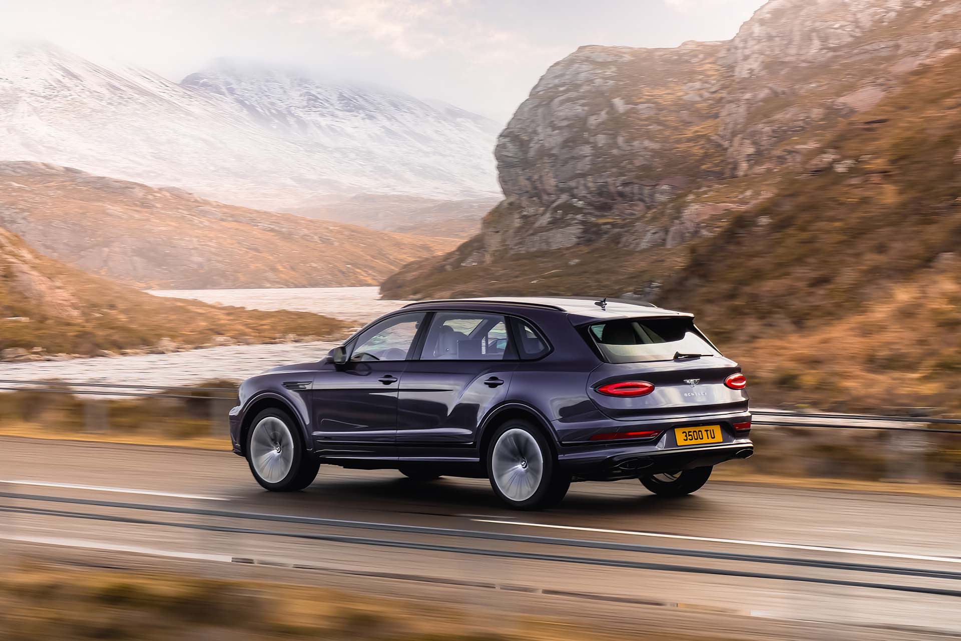 Bentley Bentayga EWB-3