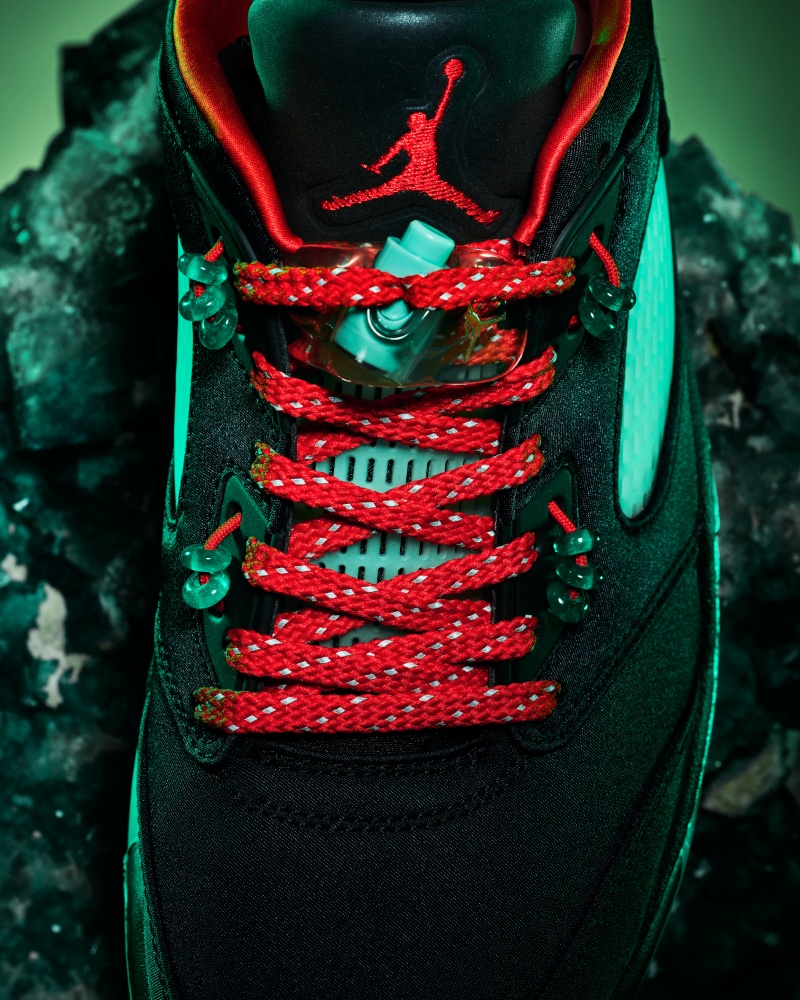 準備開始燒香拜佛！極致中西合璧的 CLOT x AIR JORDAN「JADE 5 LOW」完整資訊正式發佈！