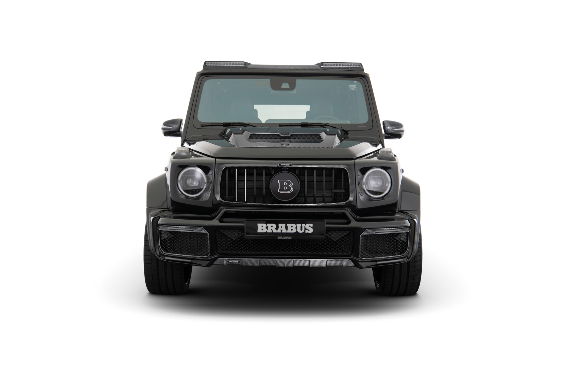 驚不驚喜？Brabus 900 Superblack 新成員登場：「不會又要來個超級白吧？」