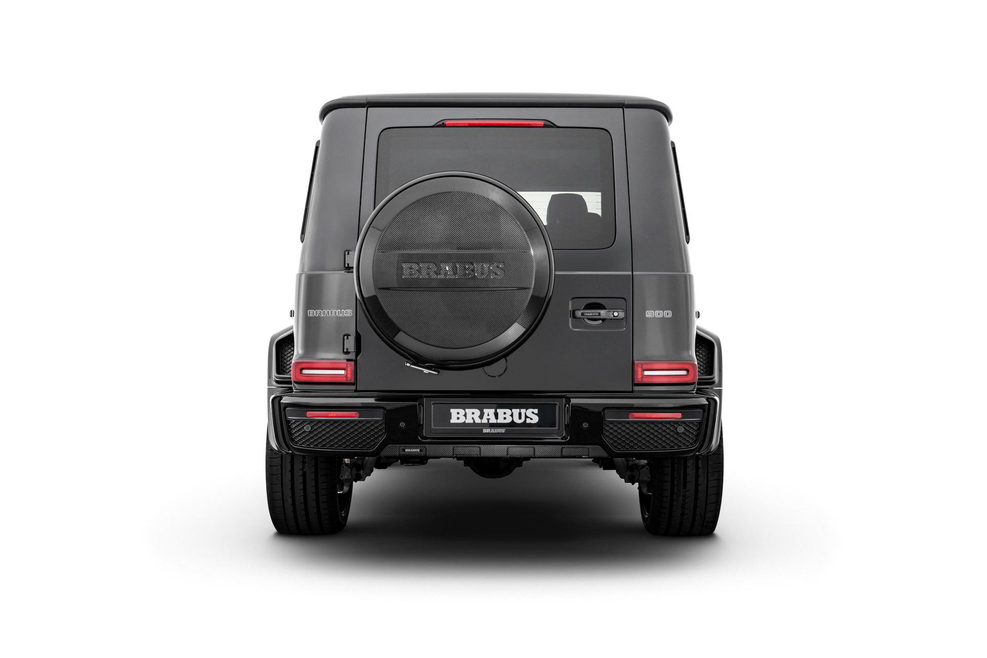 驚不驚喜？Brabus 900 Superblack 新成員登場：「不會又要來個超級白吧？」